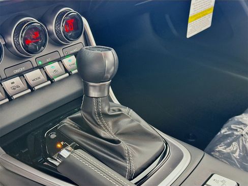 New 2025 Toyota GR86 Premium image 10