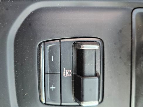 Used 2023 GMC Sierra 1500 Denali image 32