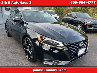 Used 2024 Nissan Altima 2.5 SR