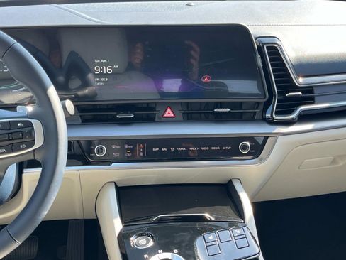 New 2025 Kia Sportage EX w/ EX Premium Package AWD/4WD image 12