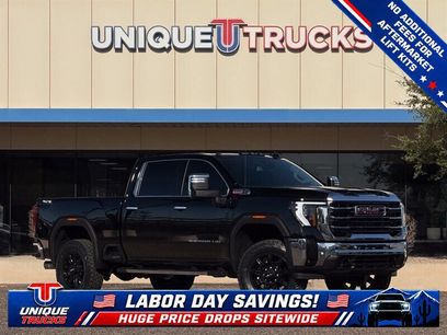 Used 2025 GMC Sierra 2500 SLT w/ SLT Premium Package
