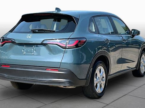 Used 2025 Honda HR-V LX image 12