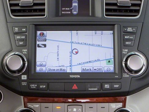 Used 2013 Toyota Highlander SE AWD/4WD image 12