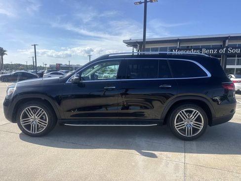 New 2026 Mercedes-Benz GLS 450 4MATIC image 6