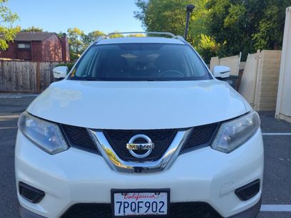 Used 2016 Nissan Rogue SV