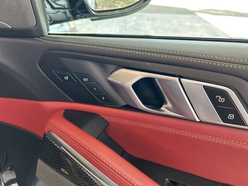 Used 2024 BMW X6 M60i image 29