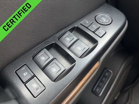 Certified 2020 GMC Yukon Denali w/ Denali Ultimate Package AWD/4WD image 22