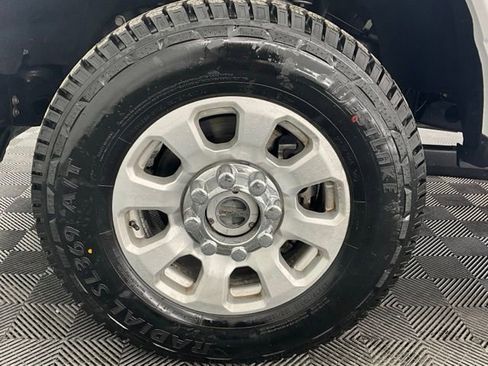 Used 2023 Ford F250 XLT image 24