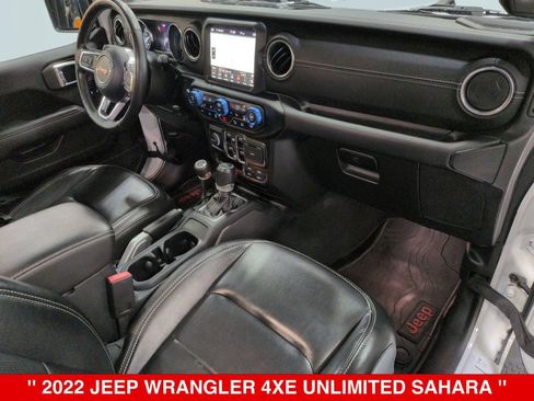 Used 2022 Jeep Wrangler Unlimited Sahara w/ Cold Weather Group AWD/4WD image 24