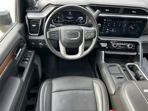 Used 2024 GMC Sierra 3500 Denali w/ Denali Reserve Package image 14