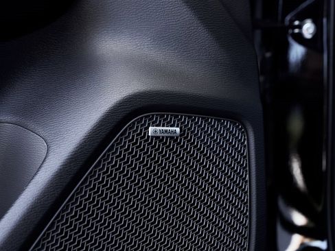 New 2025 Mitsubishi Outlander SE image 20