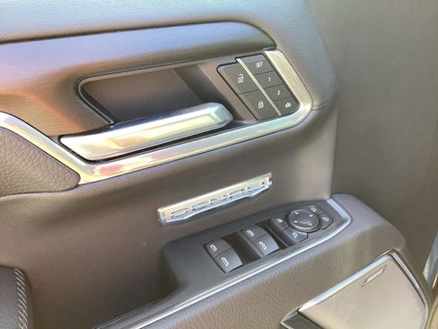 New 2025 GMC Sierra 1500 Denali w/ Denali Reserve Package image 12