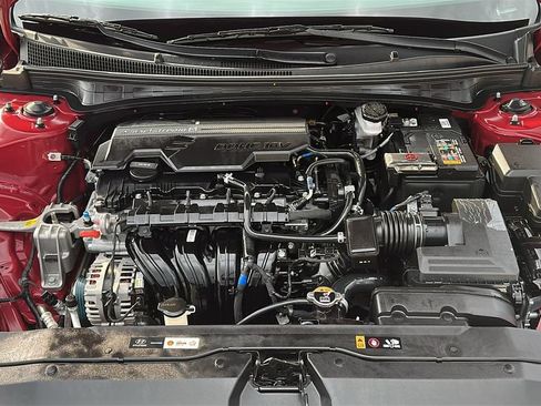 Certified 2024 Hyundai Elantra SEL FWD image 3