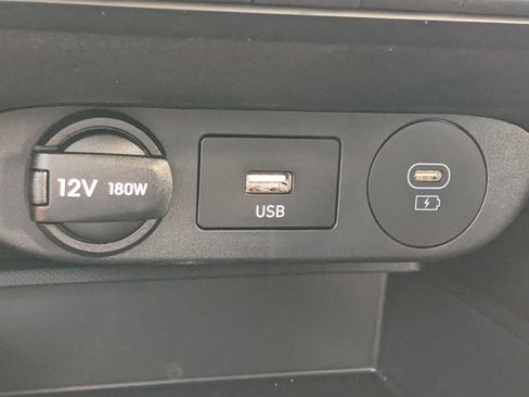 New 2025 Hyundai Elantra SE image 25