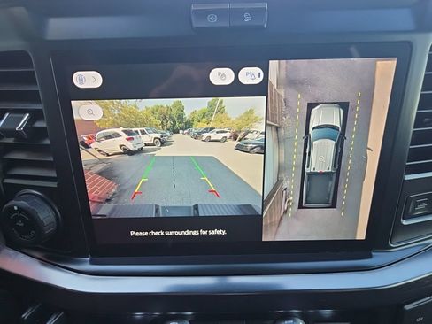 Used 2025 Ford F350 Lariat w/ Lariat Ultimate Package AWD/4WD image 22