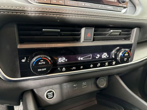 Certified 2023 Nissan Rogue SV w/ SV Premium B Package image 11