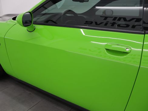 Used 2017 Dodge Challenger SRT Hellcat RWD image 34
