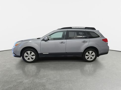 Used 2011 Subaru Outback 3.6R Limited image 8