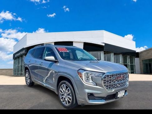 Certified 2023 GMC Terrain Denali w/ LPO, Floor Liner Package AWD/4WD image 6