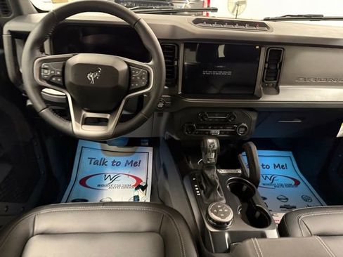 New 2025 Ford Bronco Badlands image 18