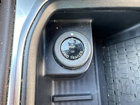 Used 2025 Ford Expedition Max King Ranch AWD/4WD image 15