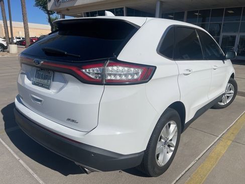 Used 2017 Ford Edge SEL w/ Equipment Group 201A FWD image 4