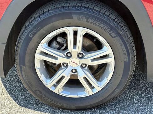 Used 2018 GMC Terrain SLE w/ Driver Convenience Package FWD image 8