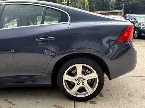 Used 2012 Volvo S60 T5 w/ Climate Pkg FWD image 30
