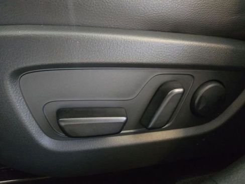 Used 2025 MAZDA CX-50 2.5 Hybrid w/ Weather Package image 12