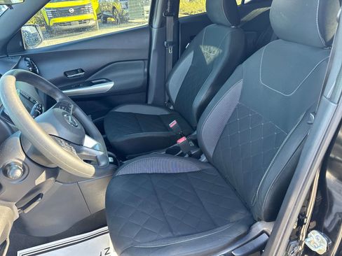 Used 2020 Nissan Kicks SV image 19