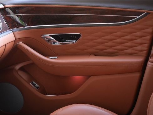 Used 2020 Bentley Flying Spur W12 w/ First Edition Specification image 16