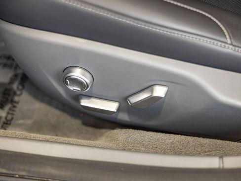 Used 2023 Lucid Air Pure image 24