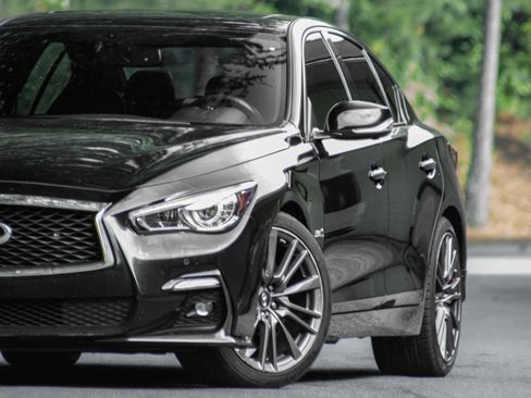 Used 2018 INFINITI Q50 Red Sport 400 w/ Sensory Package (Sport) image 30