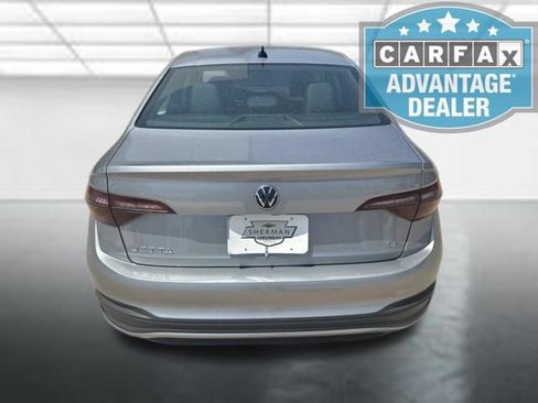 Used 2024 Volkswagen Jetta SE FWD image 5