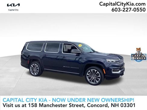 Used 2023 Jeep Grand Wagoneer L Series III w/ Rear Seat Video Group 1 AWD/4WD image 1