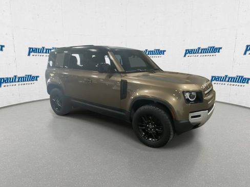 Used 2021 Land Rover Defender 110 S AWD/4WD image 13