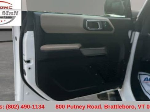 Used 2022 Ford Bronco Wildtrak image 42