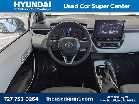 Used 2024 Toyota Corolla SE FWD image 17
