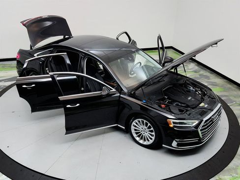 Used 2019 Audi A8 L 3.0T w/ Executive Package image 37
