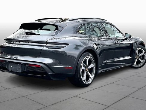 Used 2022 Porsche Taycan 4 Cross Turismo image 12