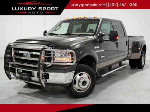 Used 2005 Ford F350 4x4 Crew Cab DRW Super Duty image 1