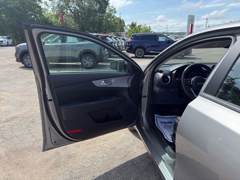 Used 2024 Kia Forte LXS FWD image 18