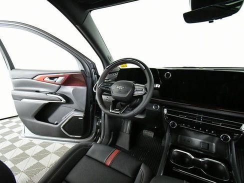New 2026 Chevrolet Traverse RS w/ LPO, Floor Liner Package image 19