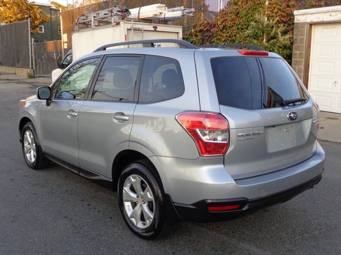 Used 2015 Subaru Forester 2.5i Premium w/ All-Weather Package image 4