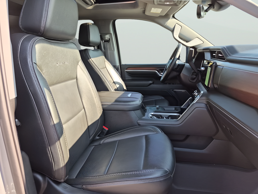 Used 2024 GMC Sierra 2500 Denali w/ Denali Reserve Package AWD/4WD image 41
