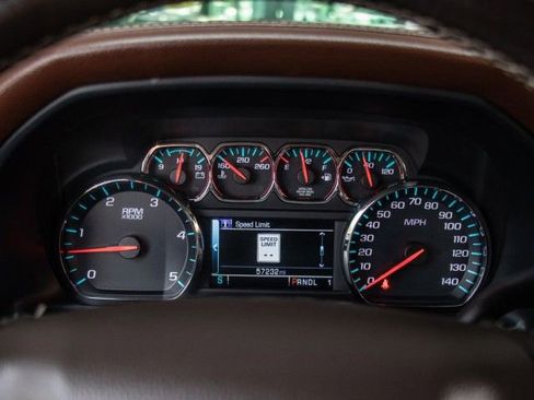 Used 2019 Chevrolet Silverado 2500 High Country w/ Duramax Plus Package image 14