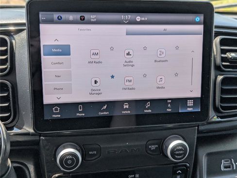 Used 2024 RAM ProMaster 2500 w/ Premium Convenience Group image 25