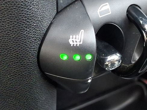 Used 2013 MINI Cooper Roadster FWD image 24