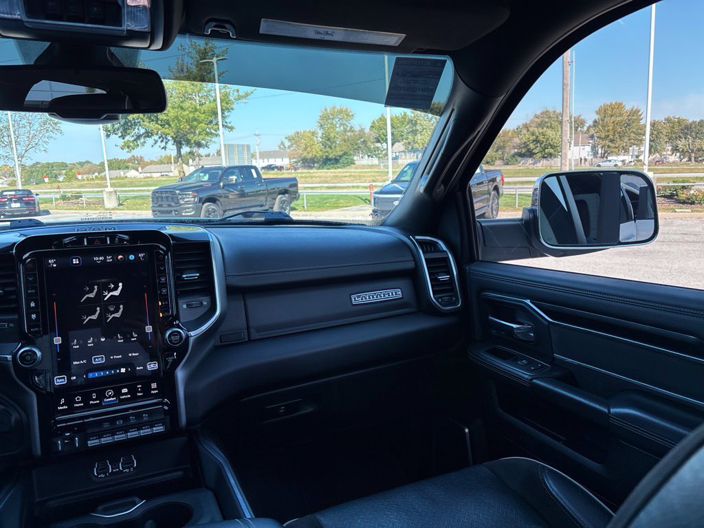 Used 2022 RAM 2500 Laramie AWD/4WD image 27