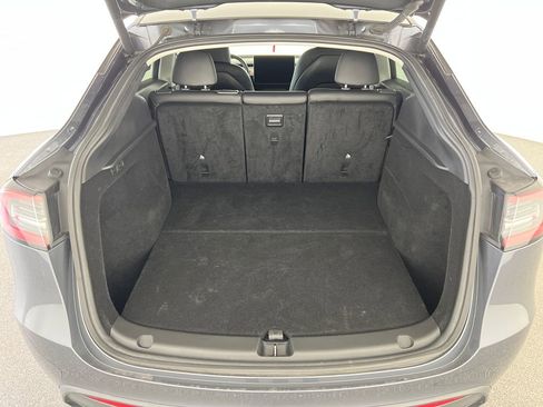 Used 2023 Tesla Model Y Long Range image 27